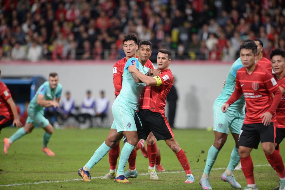 场负于麦克, 在成都蓉城, 放弃一场也 场负于麦克, 在成都蓉城, 放弃一场也